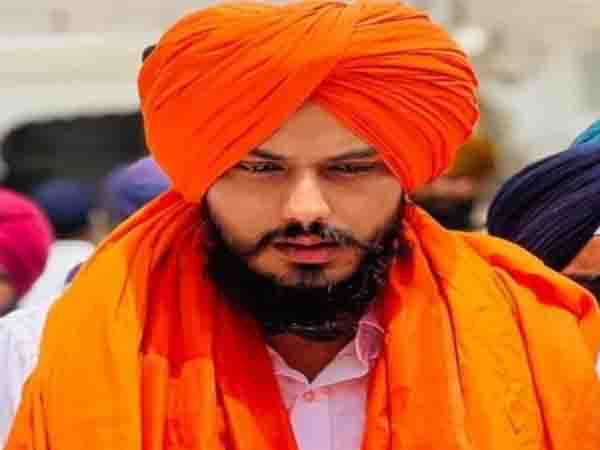 Amritpal asks Akal Takht Jathedar to call a gathering of Sikhs to save Punjab