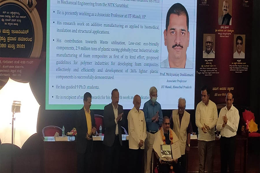 Faculty of IIT Mandi honored, Government of Karnataka honored