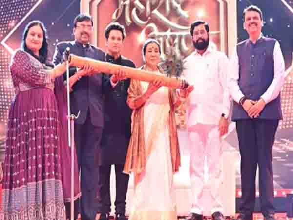 Veteran singer Asha Bhosle honored with ‘Maharashtra Bhushan-2021’