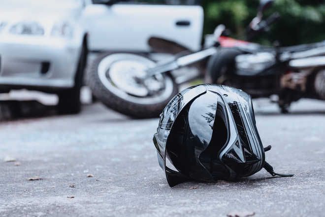 Bike rider dies after being hit by tractor-trolley