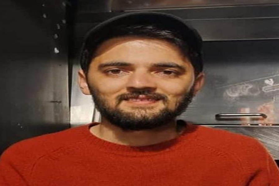 Rohit Katoch became Assistant Professor English, a wave of happiness prevailed in Jalodi