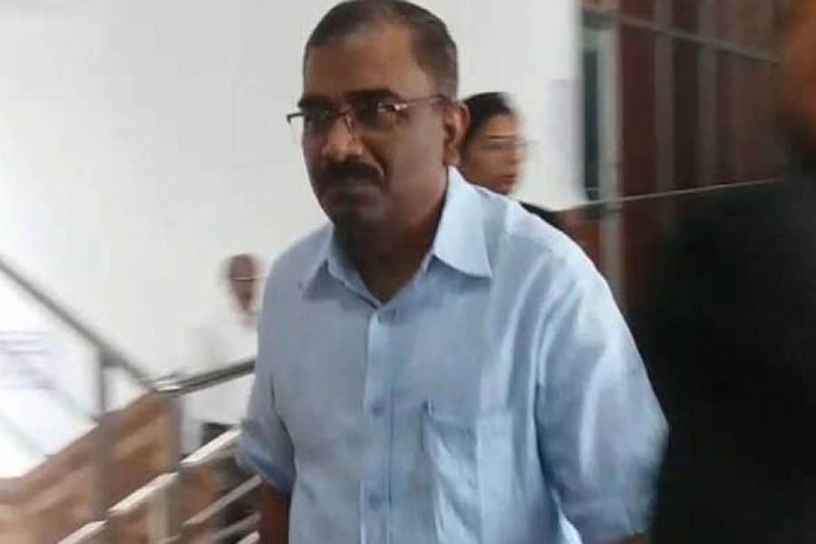 Senior IAS officer Vinod Kumar sentenced to three years imprisonment