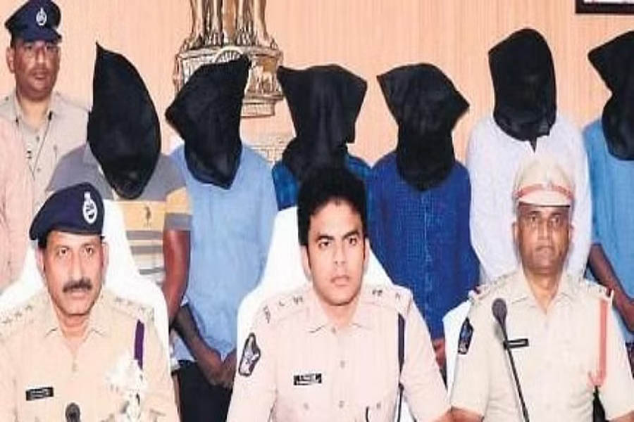 Police recovered property worth two crores, caught interstate gang