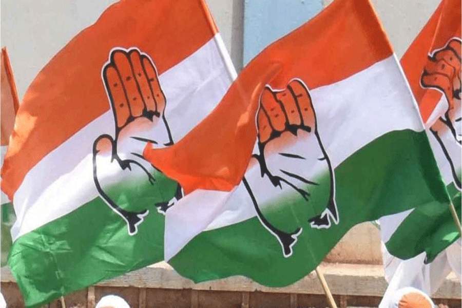 Congress retains most veterans for Karnataka Assembly election
