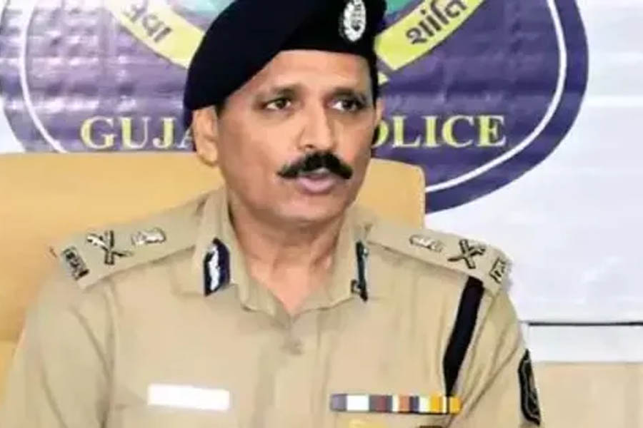 Surat: It is now mandatory to follow the new police guidelines while buying and selling new or old mobiles and SIM cards!