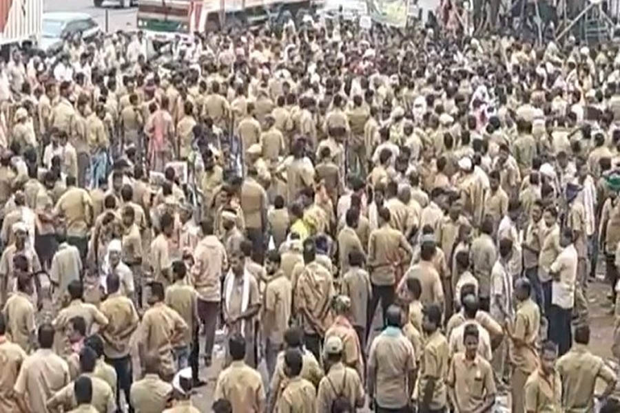 Chief Secretary urges agitating drivers to call off strike