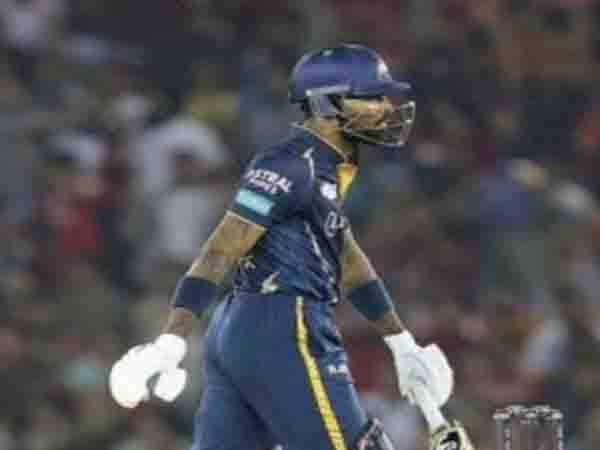 Hardik Pandya fined 12 lakhs for slow over rate
