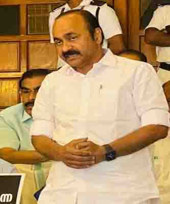 Kerala: Congress celebrates black day on second anniversary of LDF government