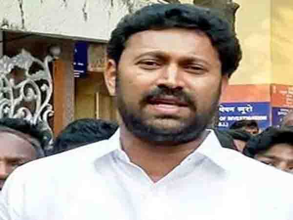Cuddapah MP Avinash Reddy appears before CBI in Vivekananda murder case