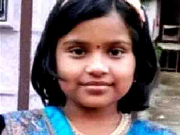 8 year old girl died due to mobile phone explosion