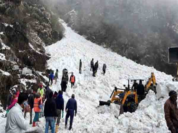 Amit Shah condoles the deaths in Sikkim Avalanche