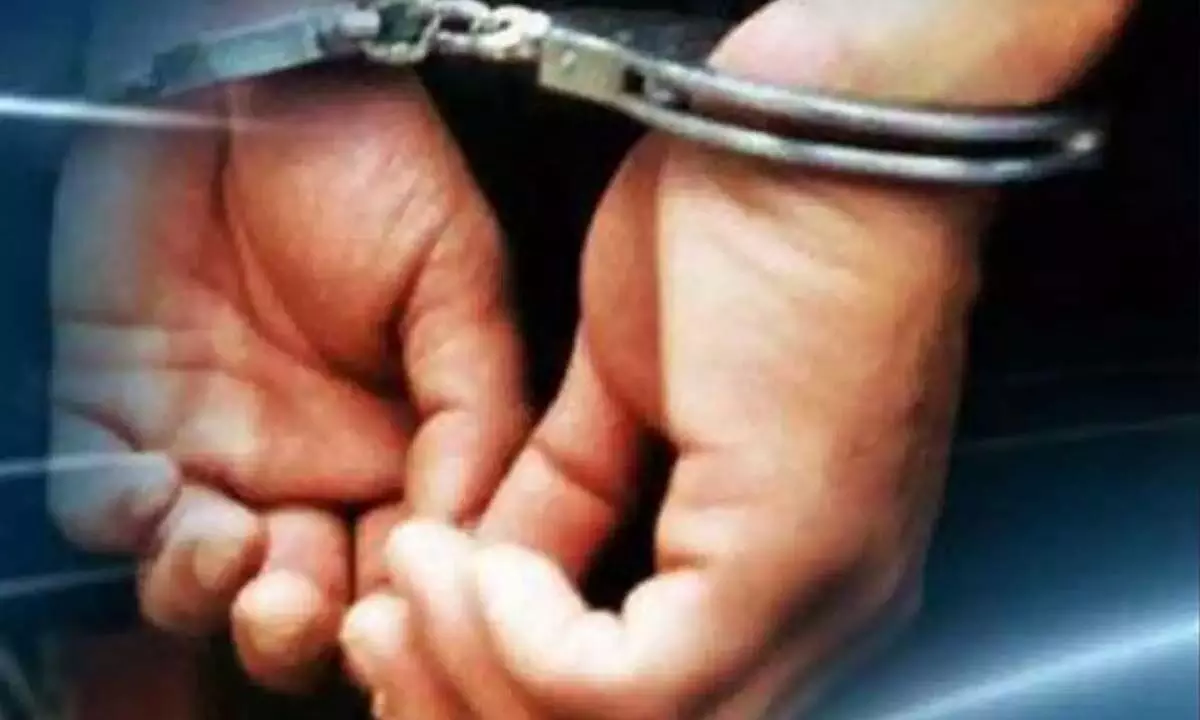 Chain snatcher arrested in Abdullapurmet