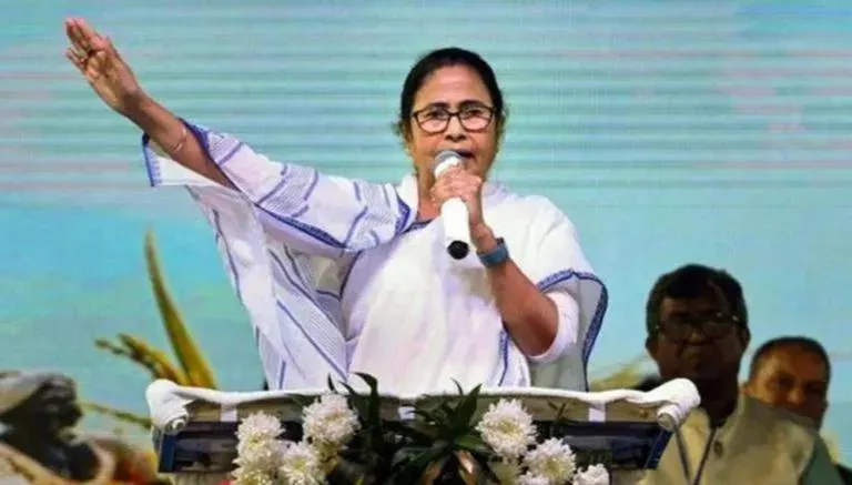 Former Punjab CM Parkash Singh Badal Contributed Immensely To Development Of Punjab: WB CM Mamata Banerjee