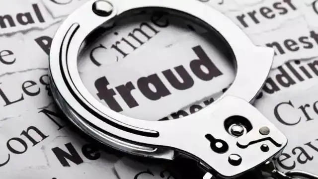 Cheating of 7 lakhs from 9 women, accused threatening to implicate in false case on demanding money back