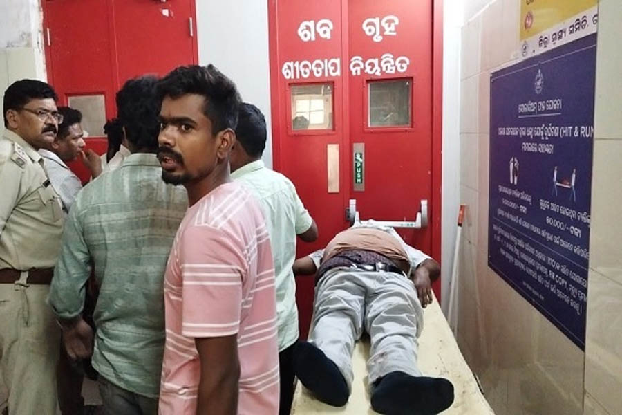 Railway worker killed in road accident in Rayagada