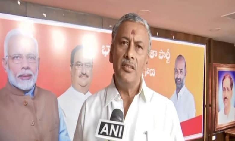 KCR govt can’t take credit for Telangana villages receiving awards: BJP leader