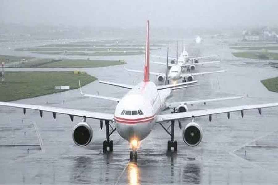 Rains hamper departure, arrival of flights at Chennai airport