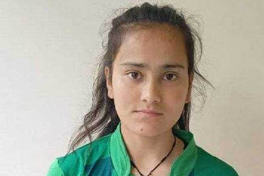 Uttarakhand’s daughter Kavita Rawat selected for Senior National Football Championship