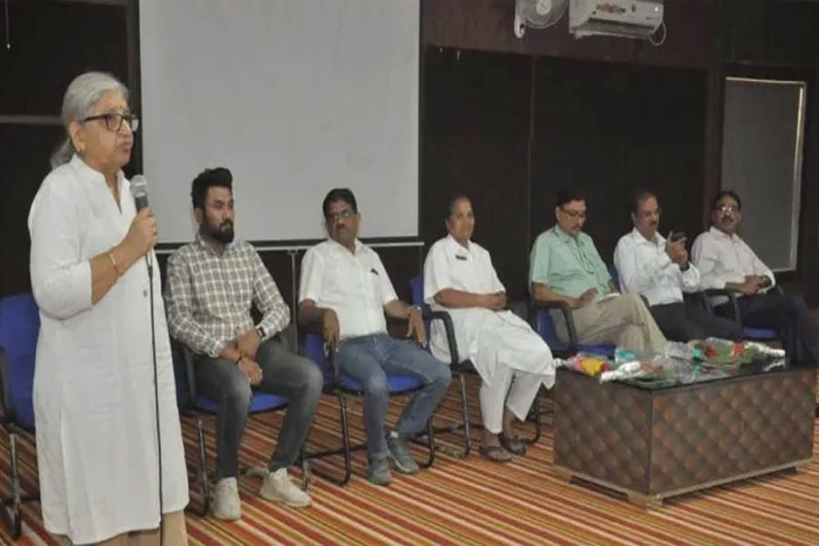 Surat: Civil Hospital organizes a seminar on self defense and health care during heat stroke