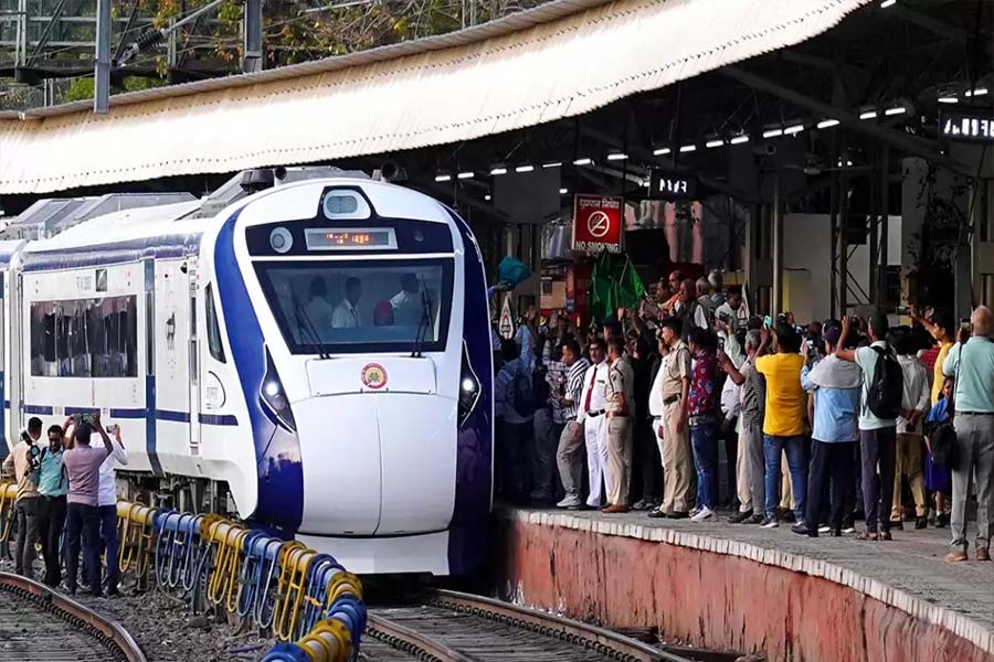 West Bengal To Get Second Vande Bharat Express On Howrah-Puri Route