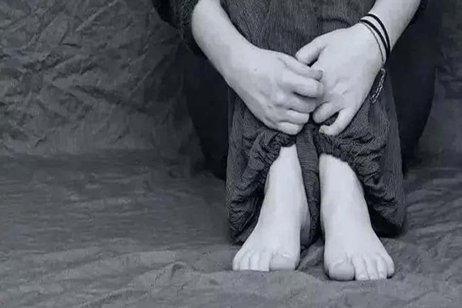 Mumbai: Goregaon carpenter molests girl in Virar-bound local, arrested