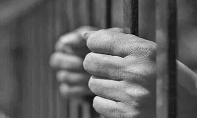 Hyderabad: Fake insurance policy racket busted, 3 held
