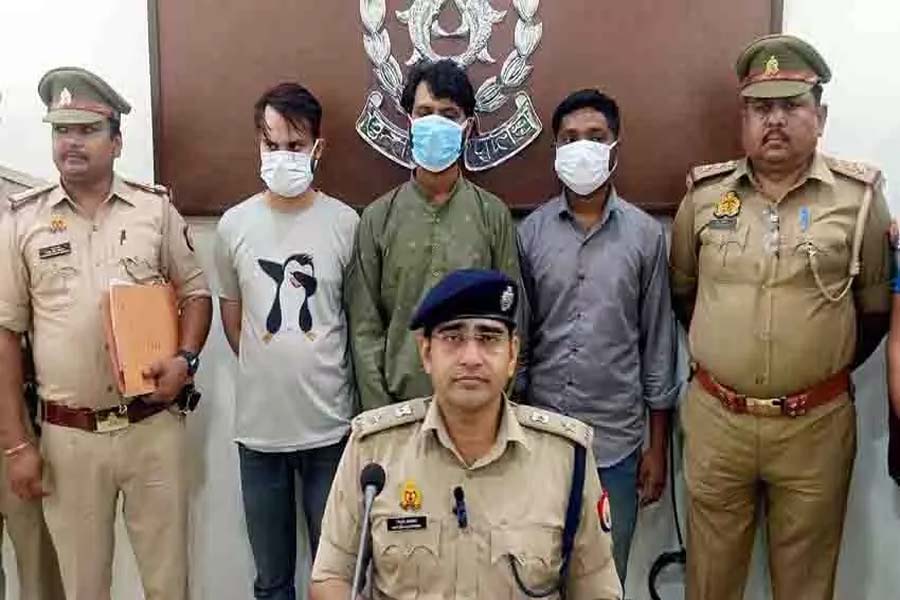 Three fake RAW agents arrested, know what is the whole matter