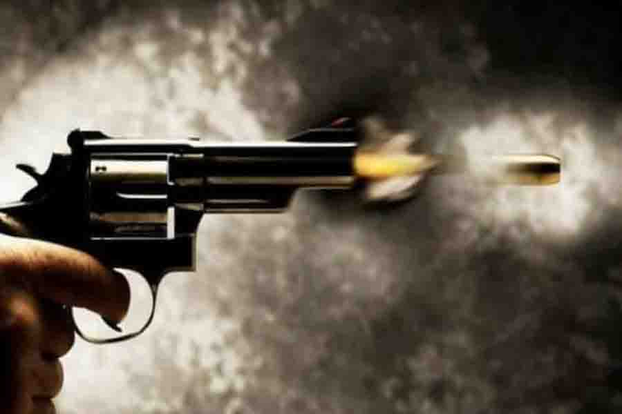 Trinamool leader shot dead in broad daylight