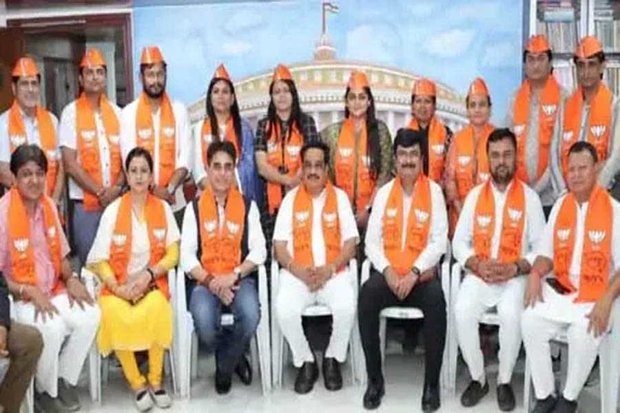 Surat: After 10 AAP councilors joined BJP, BJP’s presence has now been registered in every ward of Surat!