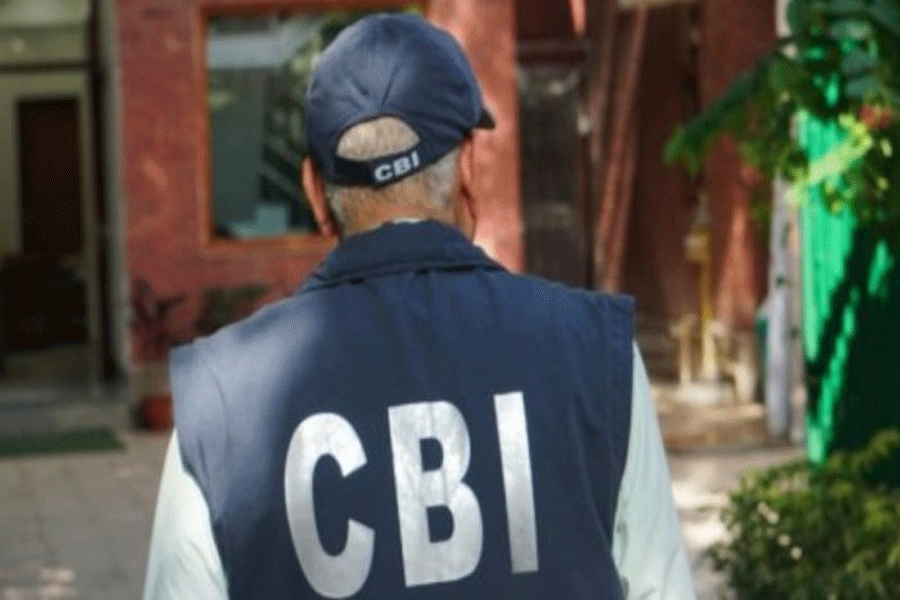 CBI arrests defence journalist, former Navy commander in spying case