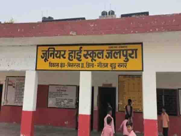 Class VIII student died of heart attack while returning home from school with brother