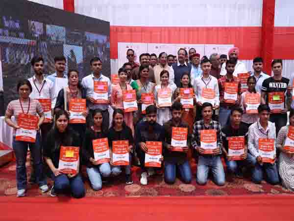 Rozgar mela was organized today that is Tuesday at the General Post Office compound of Dehradun