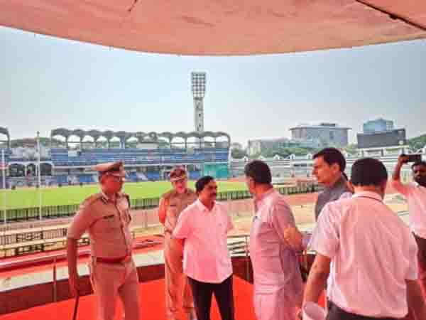 More than one lakh people will attend the swearing-in ceremony of the Chief Minister of Karnataka