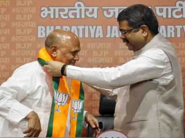 former national president of nitish kumar’s party rcp singh joined bjp