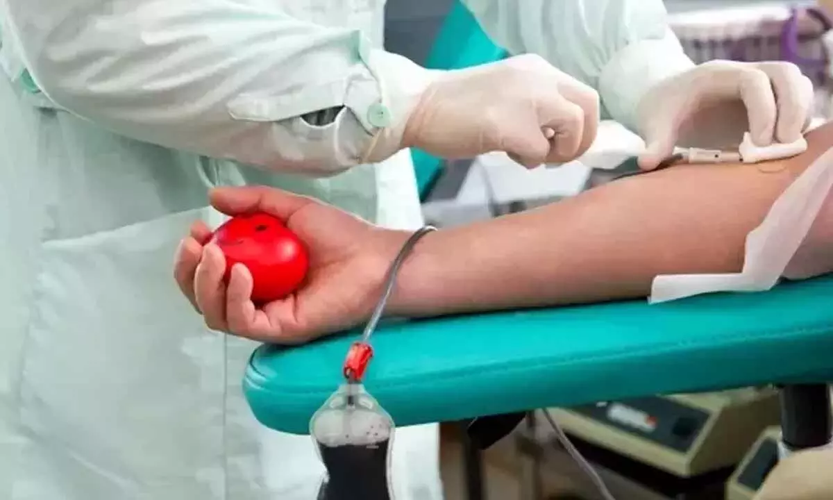 Mega blood donation camp organized on May Day