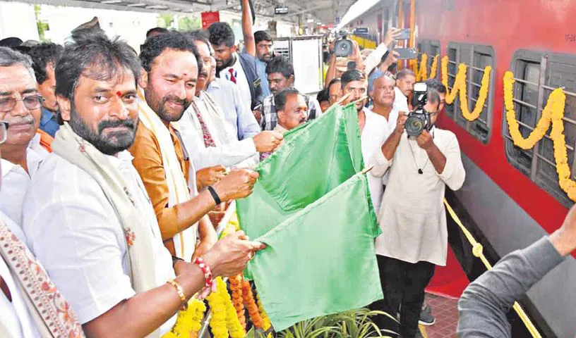 Visakhapatnam Express Train by Union Tourism Development Minister
