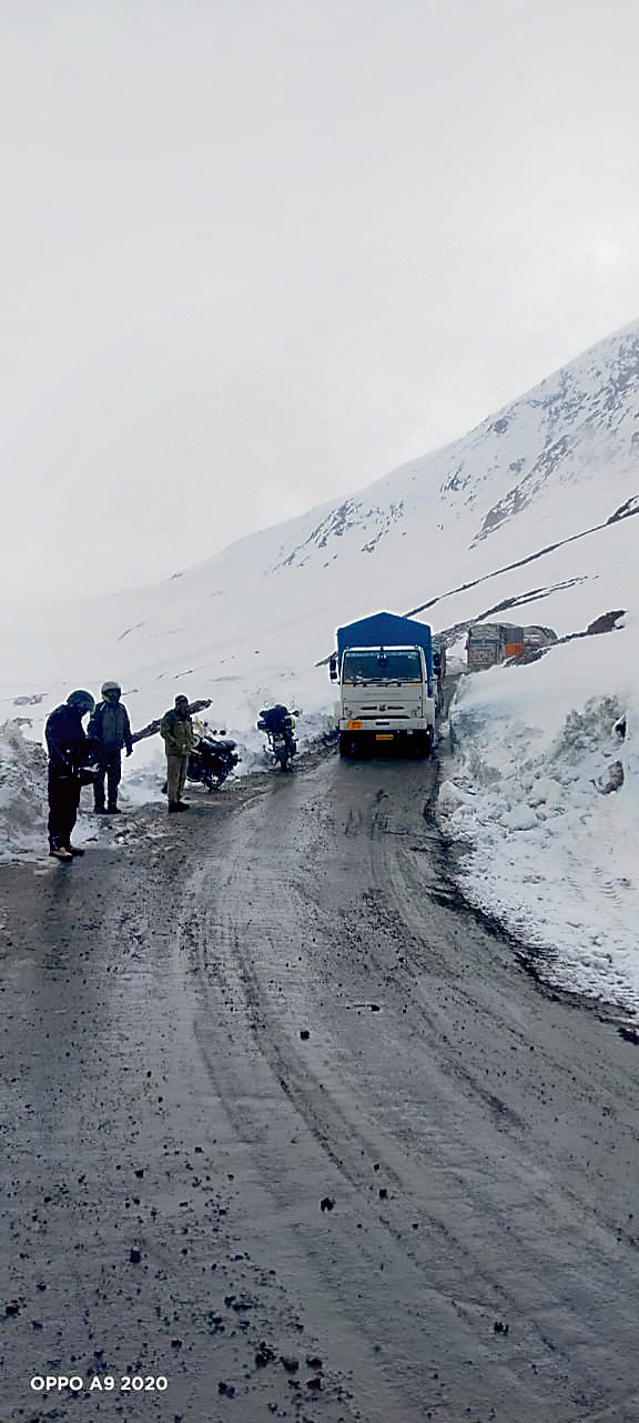 Two-way traffic starts on Manali-Leh National Highway from June 1