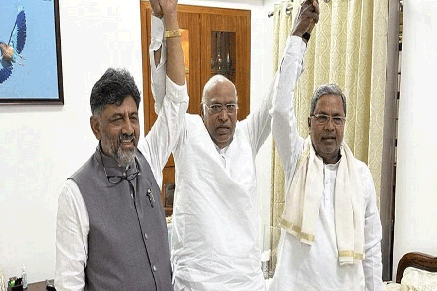 Siddaramaiah to be Karnataka CM, Shivakumar his deputy