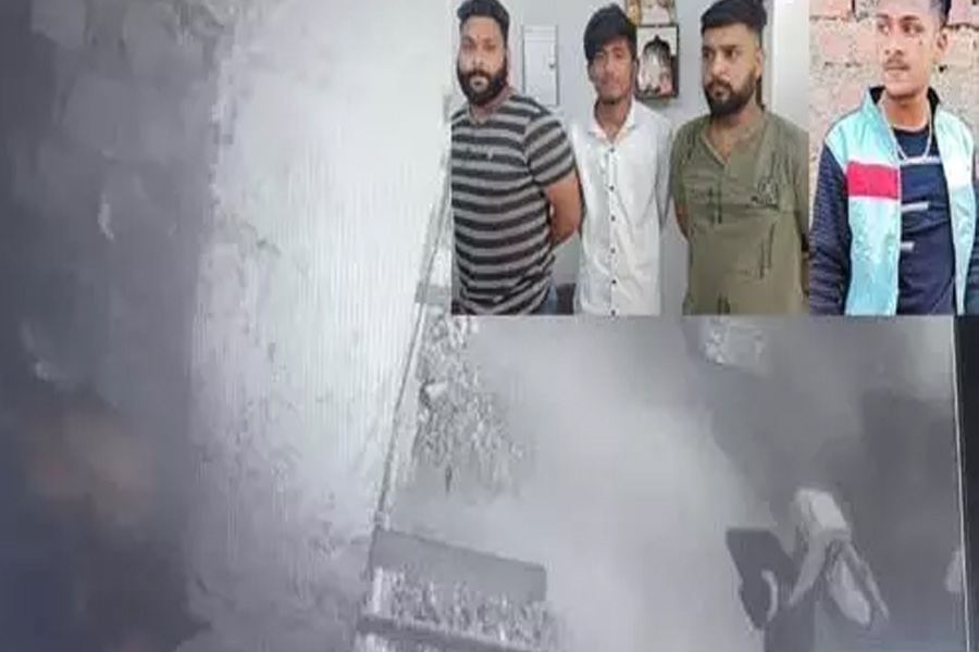 4 accused arrested in gang war case Chhattisgarh police took action on viral video
