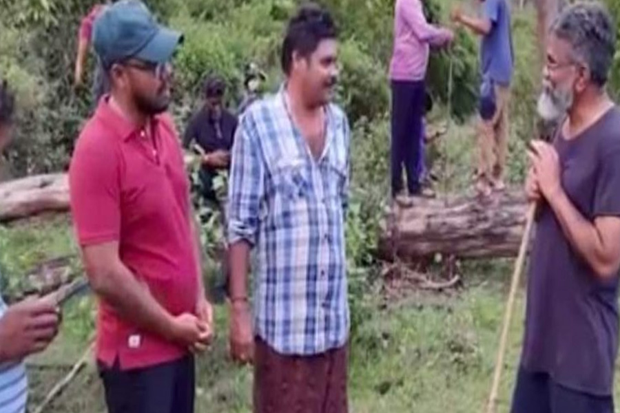 Pushpa 2 Director Sukumar In Malkangiri To Shoot Police Scenes; Know When Allu Arjun Will Be In Odisha