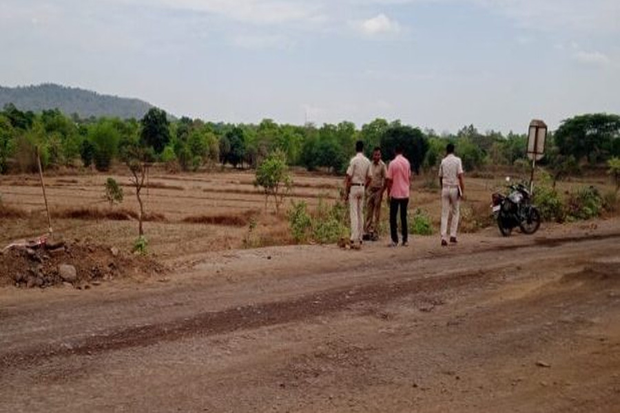 Security Guards, Robber Mowed Down By Trailer Truck During Hot Chase In Odisha