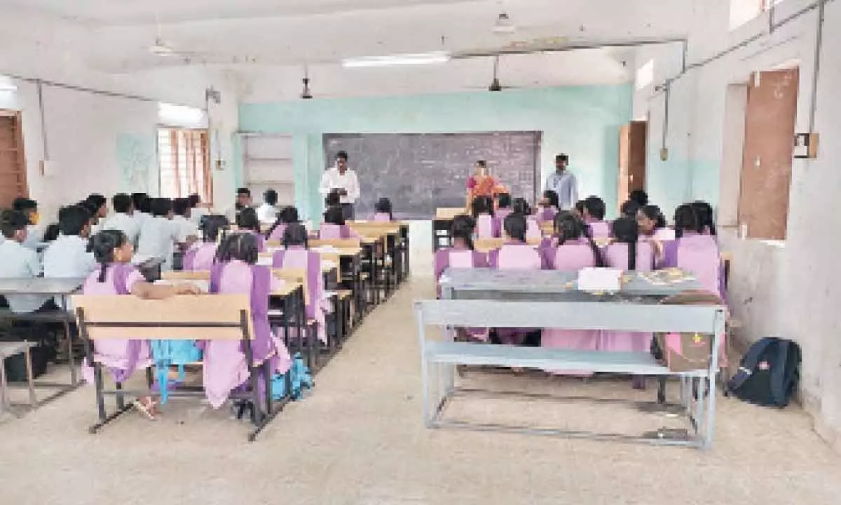 The shine of municipal schools faded