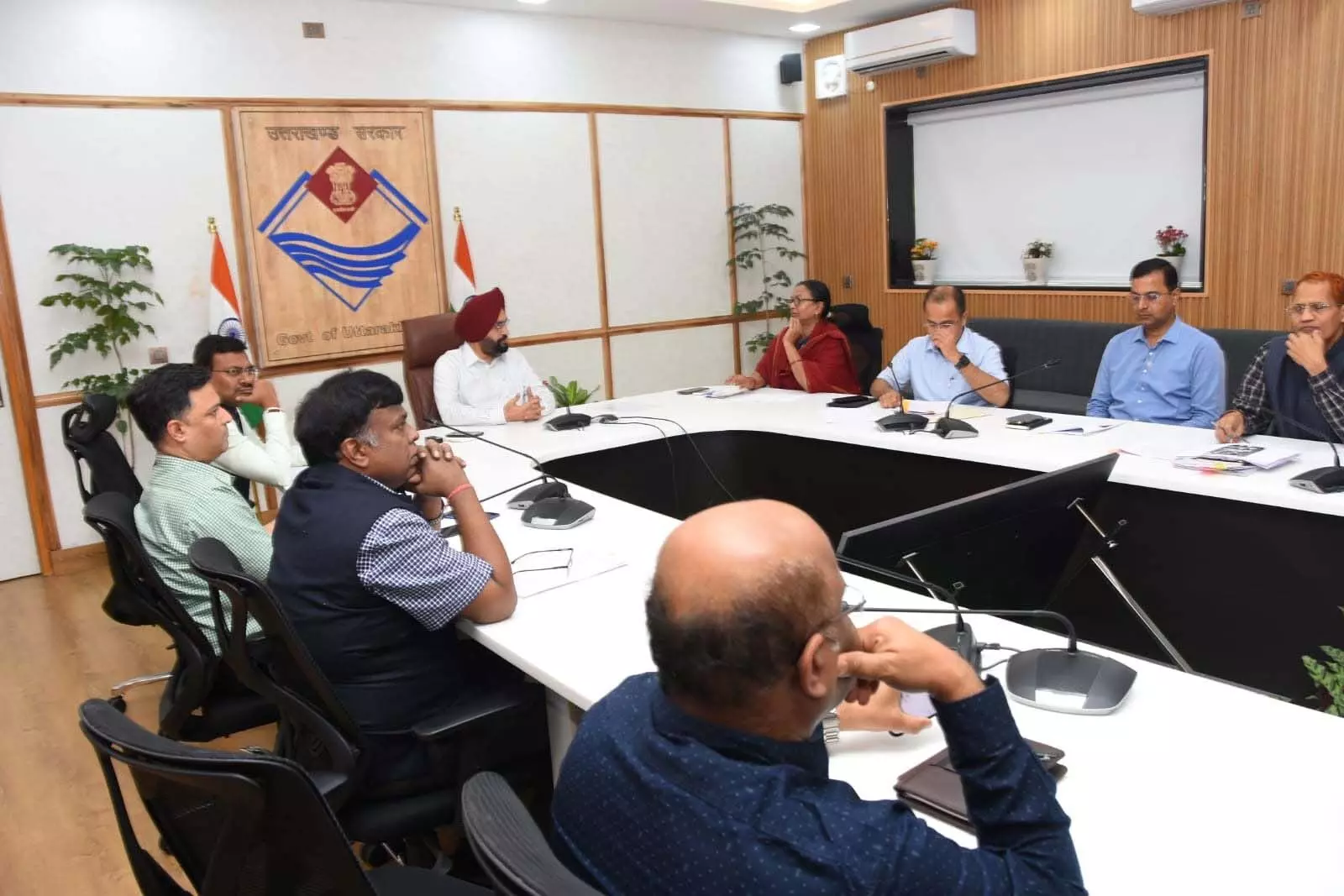 Chief Secretary took a meeting regarding encroachment on government land