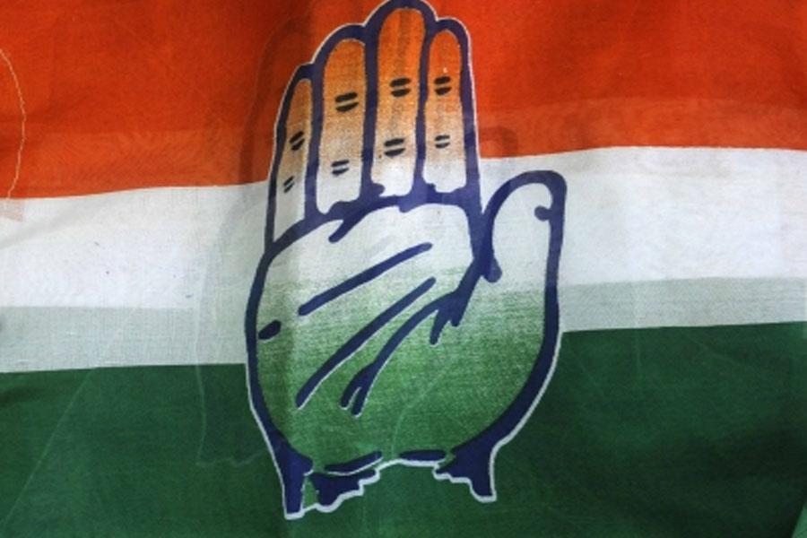 Congress in Karnataka asked its candidates to come to Bangalore