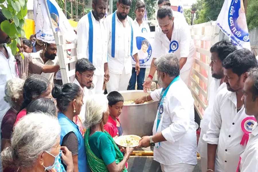 VMI provides meal to marginalized people on World Hunger Day