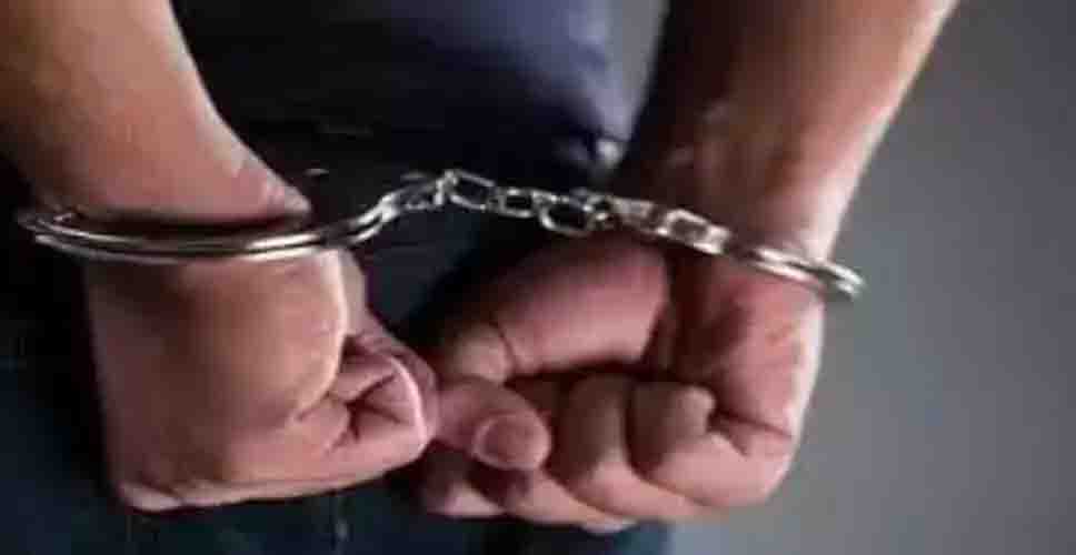 Cousin attacked with iron rod in mutual dispute, youth injured