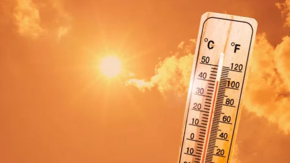 Heatwave in Odisha: Bhubaneswar and Sambalpur boil at 39.2°C at 11:30am