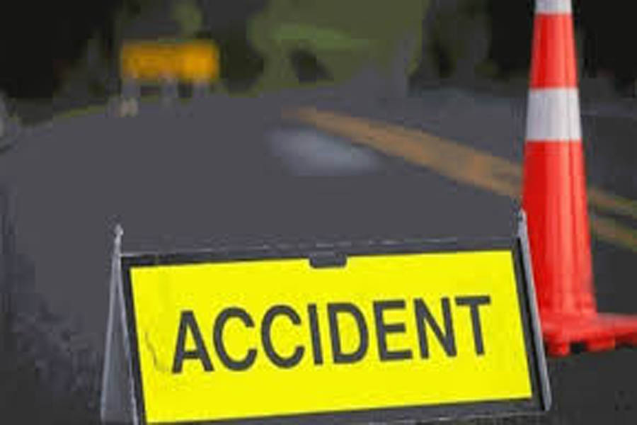 Truck collides with bus, 30 people injured