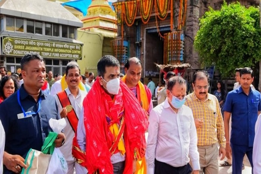 CJI Chandrachud seeks Lord Jagannath’s blessing at Puri Shree Mandir