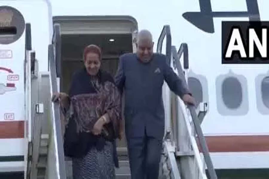 Vice President Jagdeep Dhankhar reached London, watch video